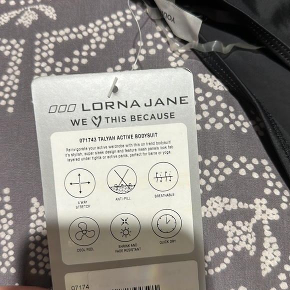 NWT LORNA JANE Talyah Active Bodysuit BLACK - Picture 3 of 6